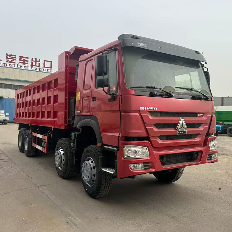 Camion HOWO 8x4 à benne basculante