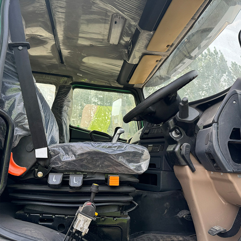 豪瀚绿白8x4详情11