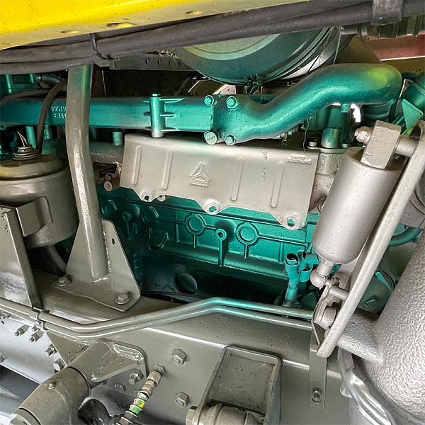 Détails du déchargement latéral 8x4 jaune de luxe1
