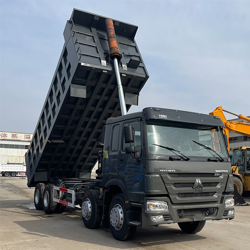 Howo 8x4 Camion à benne basculante
