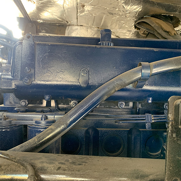 Détails du déchargement noir 6x4 de Shaanxi Auto 3