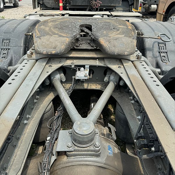 Détails du tracteur blanc Sinotruk 6x4 1