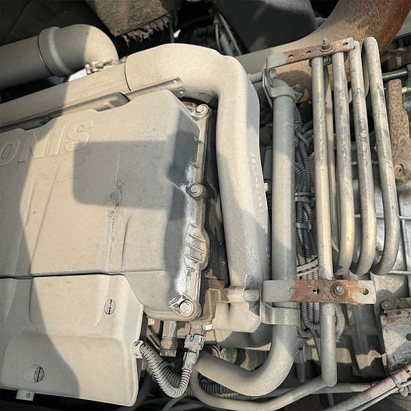 Détails du tracteur blanc 6x4 Hongyan 12