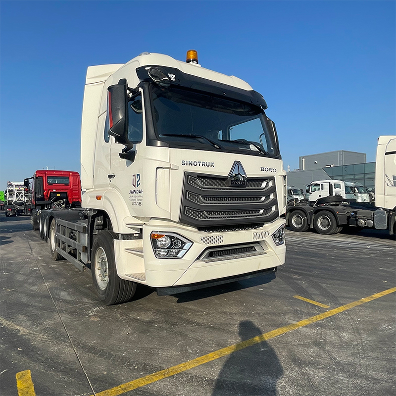 SINOTRUK HOWO NX (HOHAN) 4x2 Tête de tracteur Maître de la logistique agile et hautement efficace