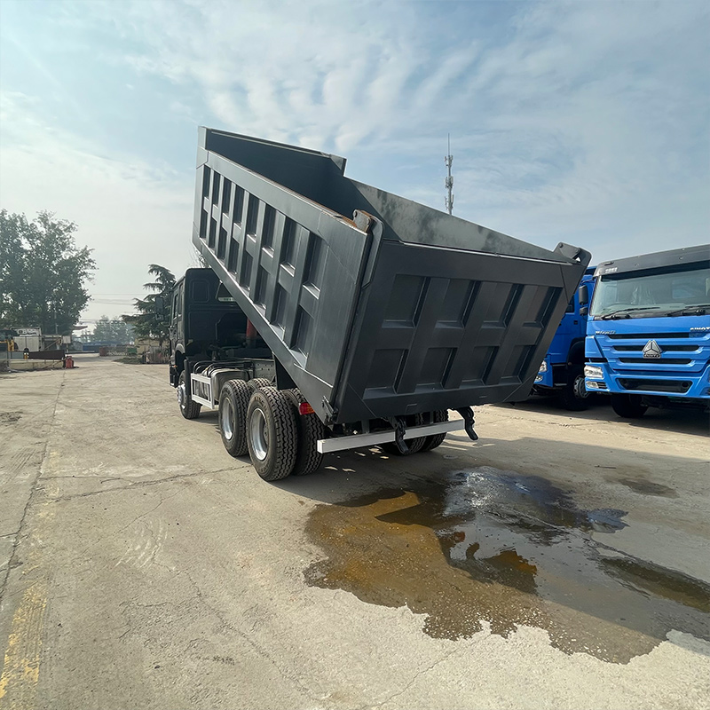 Howo 6x4 Camion à benne basculante