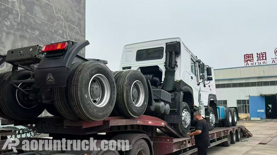Camions tracteurs Howo 6x4 expédiés au Burkina Faso