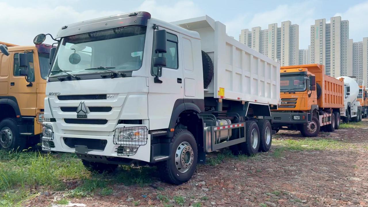 La légende revient ! Benne basculante SINOTRUK HOWO 7 6x4 : le camion le plus fiable au monde