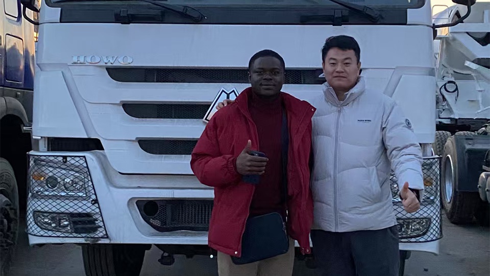 Client nigérian commande un tracteur Howo