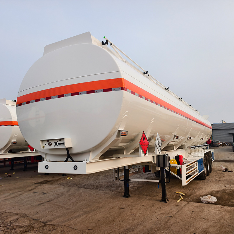 3 essieux 45000L citerne