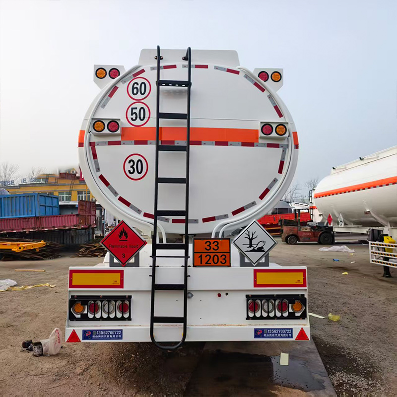 3 essieux 45000L citerne