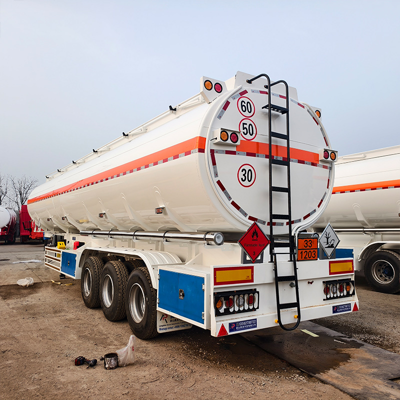 3 essieux 45000L citerne