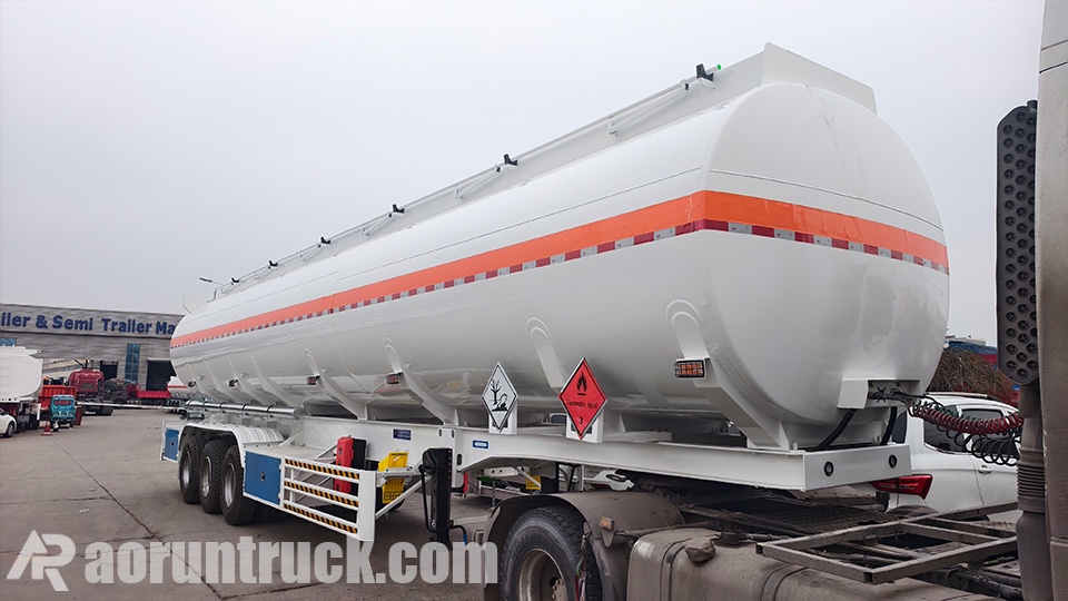 40000L 3-Axle Fuel Tanker Semi-Trailer for Burkina Faso 40000L 3-Axle Fuel Tanker Semi-Trailer for Burkina Faso