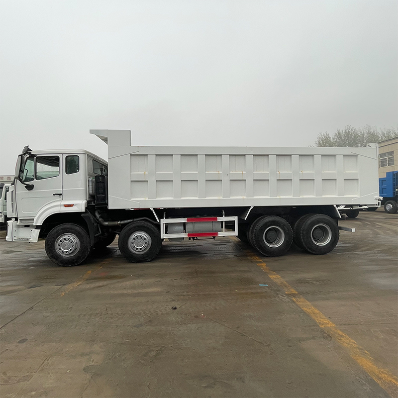 Camion-benne Howo Nx 8x4