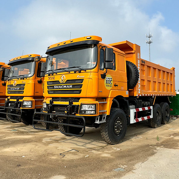 Camion auto-déchargeur Shaanxi 6x6 jaune image principale 1