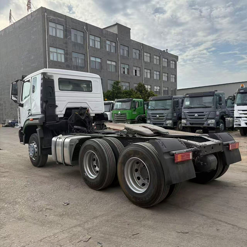 Tracteur routier Howo NX 6x4 remis à neuf