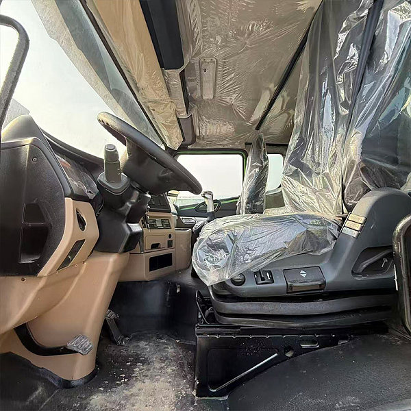 tête de camion Howo NX automatique