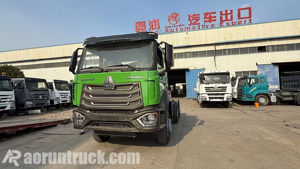 Visite de clients irakiens au bureau de Yiwu