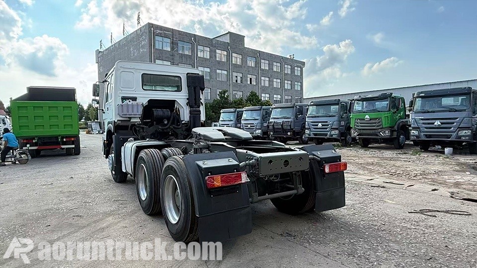 La délégation des transports du Mali achève l’inspection de l’usine des tracteurs routiers SINOTRUK HOWO 6x4 3