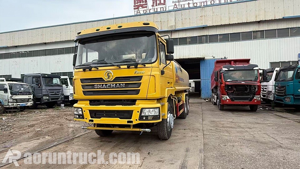La délégation commerciale d’Ouzbékistan achève l’audit de l’usine des camions-citernes Shacman de 20 000 L 2