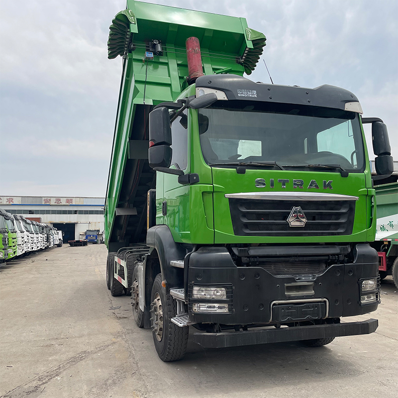 Camion-benne SITRAK