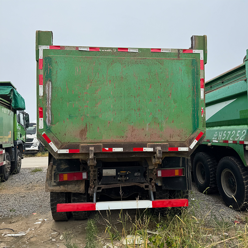 Camion-benne SHACMAN M3000 8x4 China VI