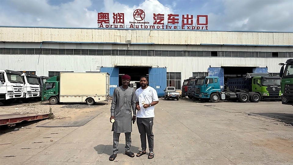 Une délégation nigérienne visite l’usine Aorun pour un audit technique des camions-bennes Sinotruk Hohan 6x4