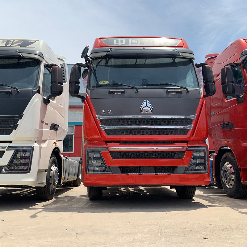Spécifications du camion tracteur SINOTRUK HOWO TH7 4x2