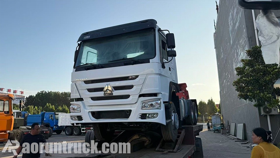 tracteur routier 6x4 à conduite à droite Plan d’exportation et analyse technique du tracteur routier HOWO 6x4 à conduite à droite