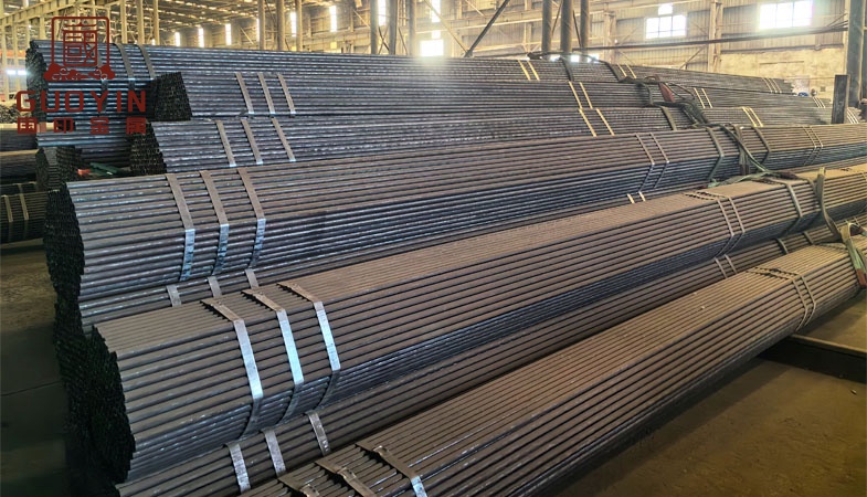 Compatibility Study of Stainless Steel Seamless Pipe and Carbon Steel Seamless Pipe in Chemical Equipment