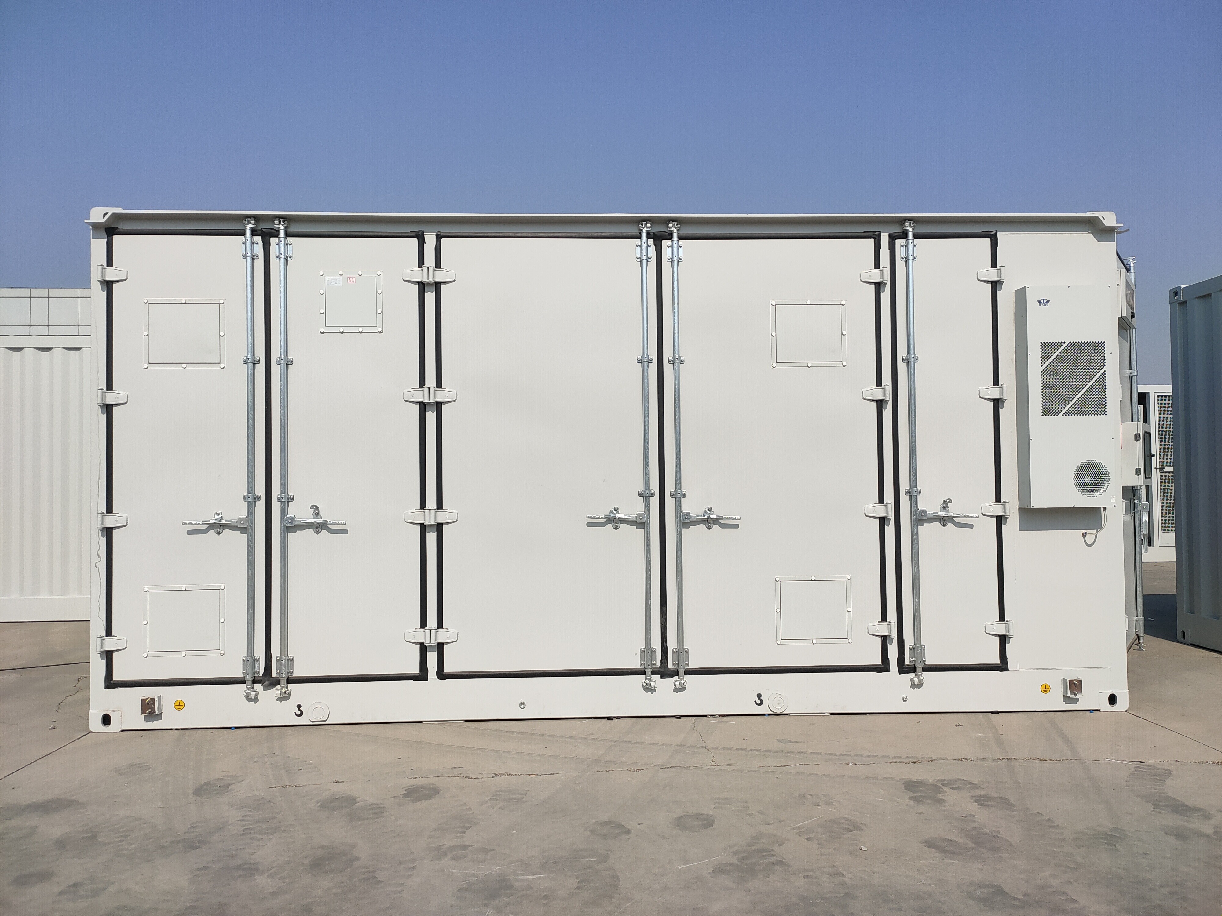Containerized energy storage - 3.44 MWh