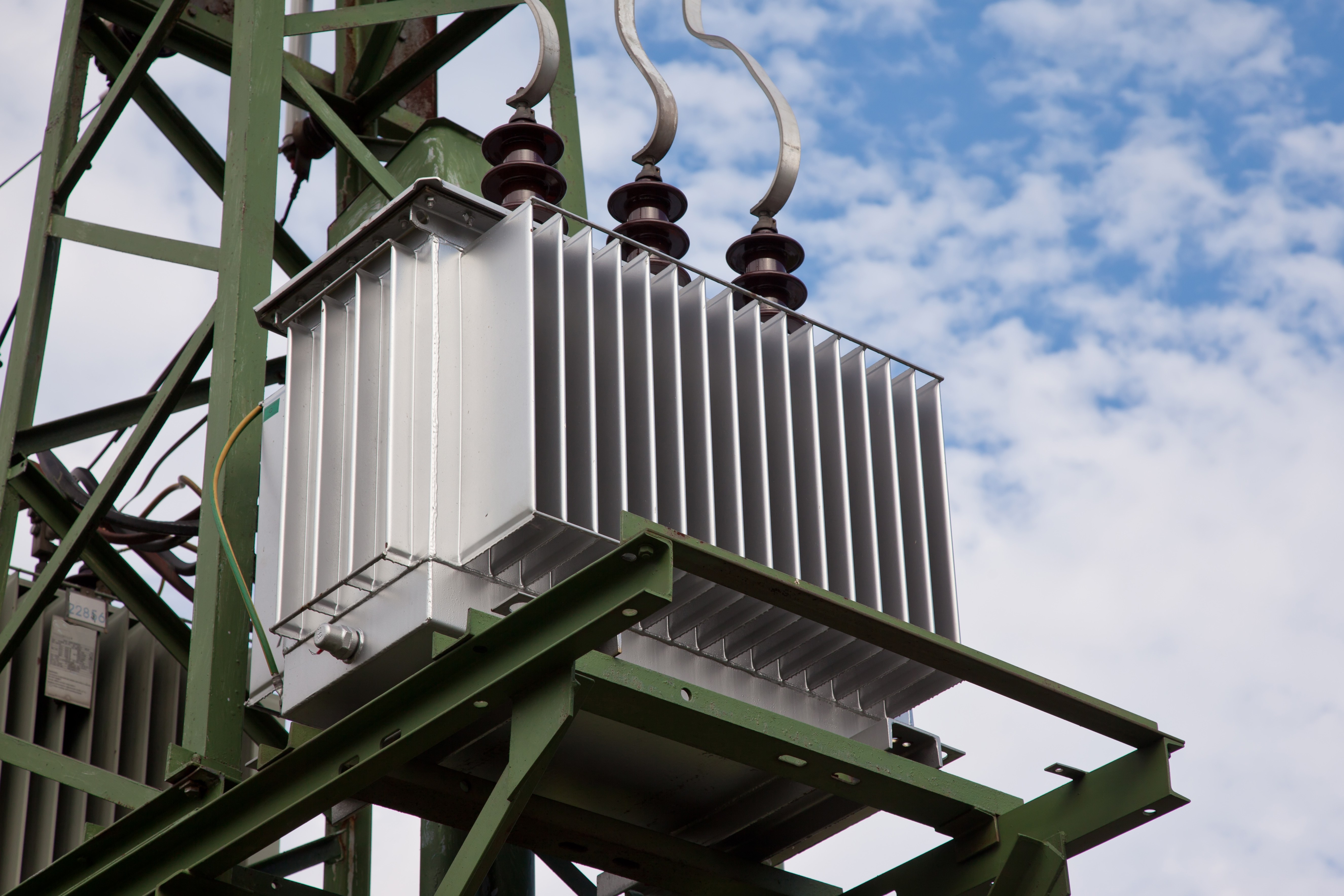 How to distinguish a transformer