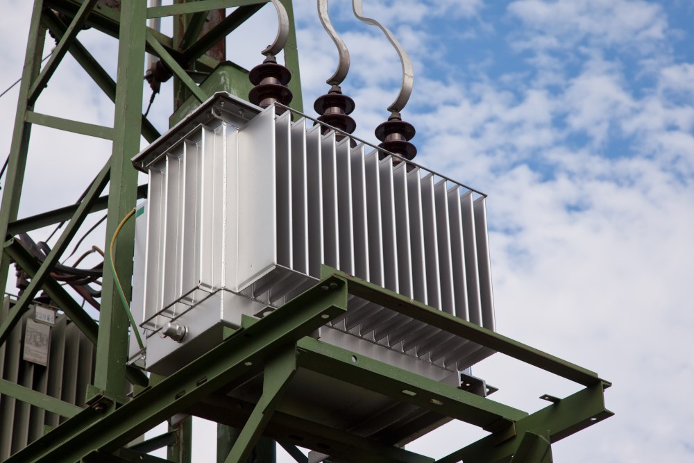 How to distinguish a transformer