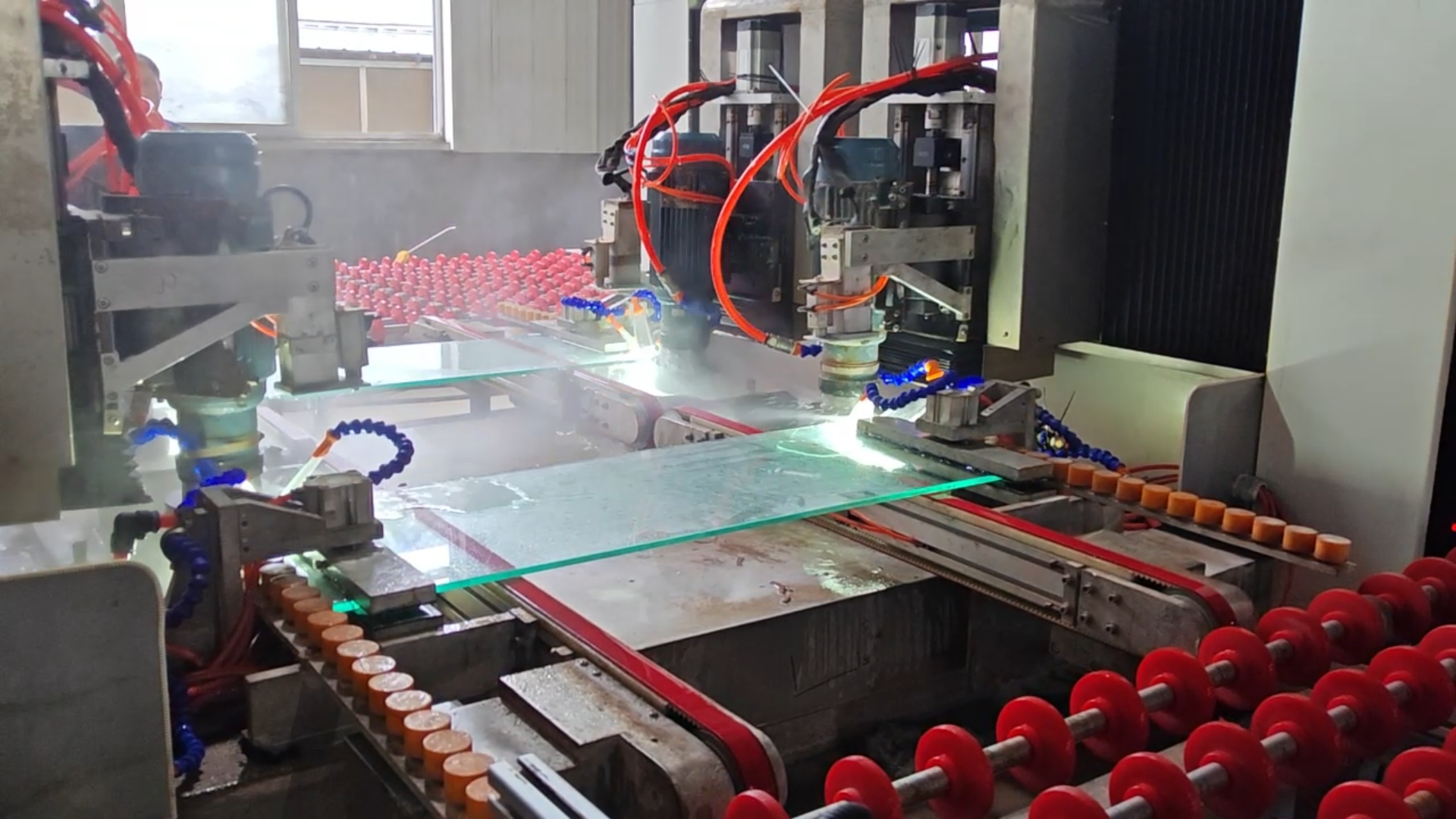 Glass chamfering machine