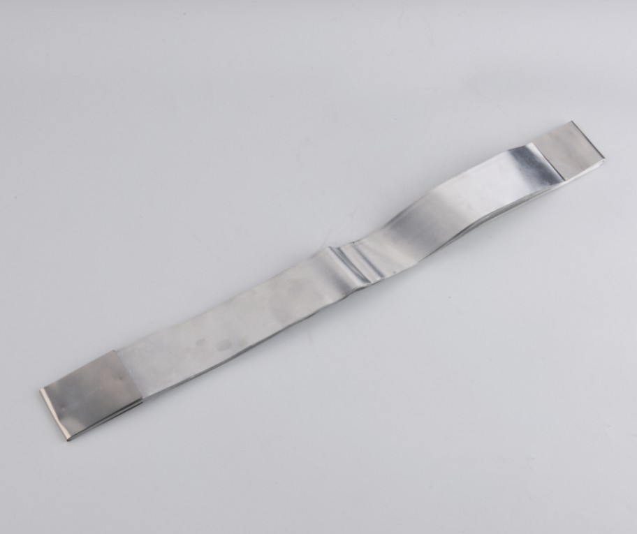 Thiết bị hàn khuếch tán thanh đồng nhôm polymer năng lượng mới