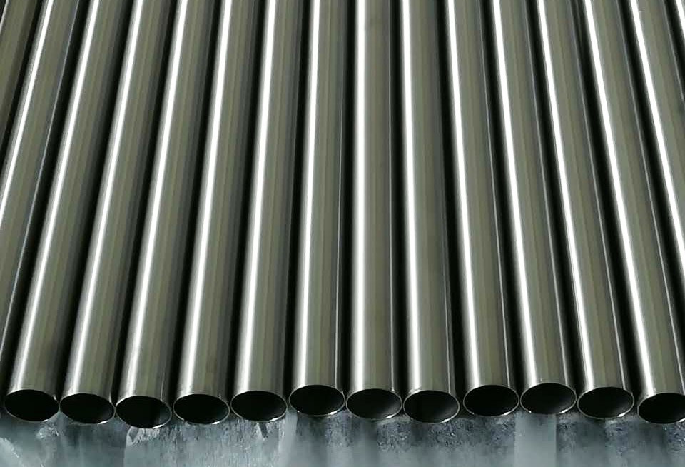 The main advantages of titanium welded pipes over other metal pipes