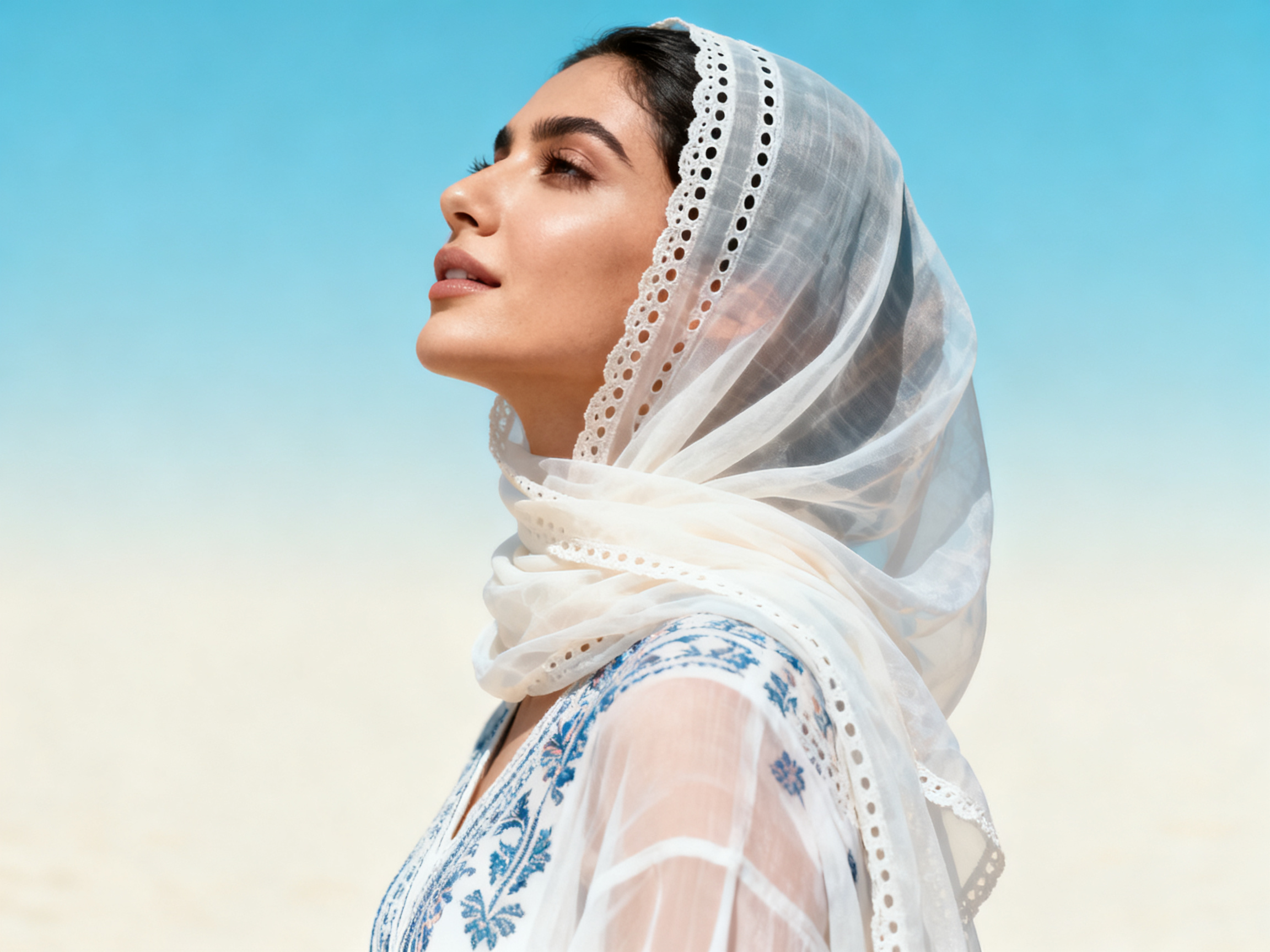 Arabic Headscarves for Summer: Lightweight and Breathable Options