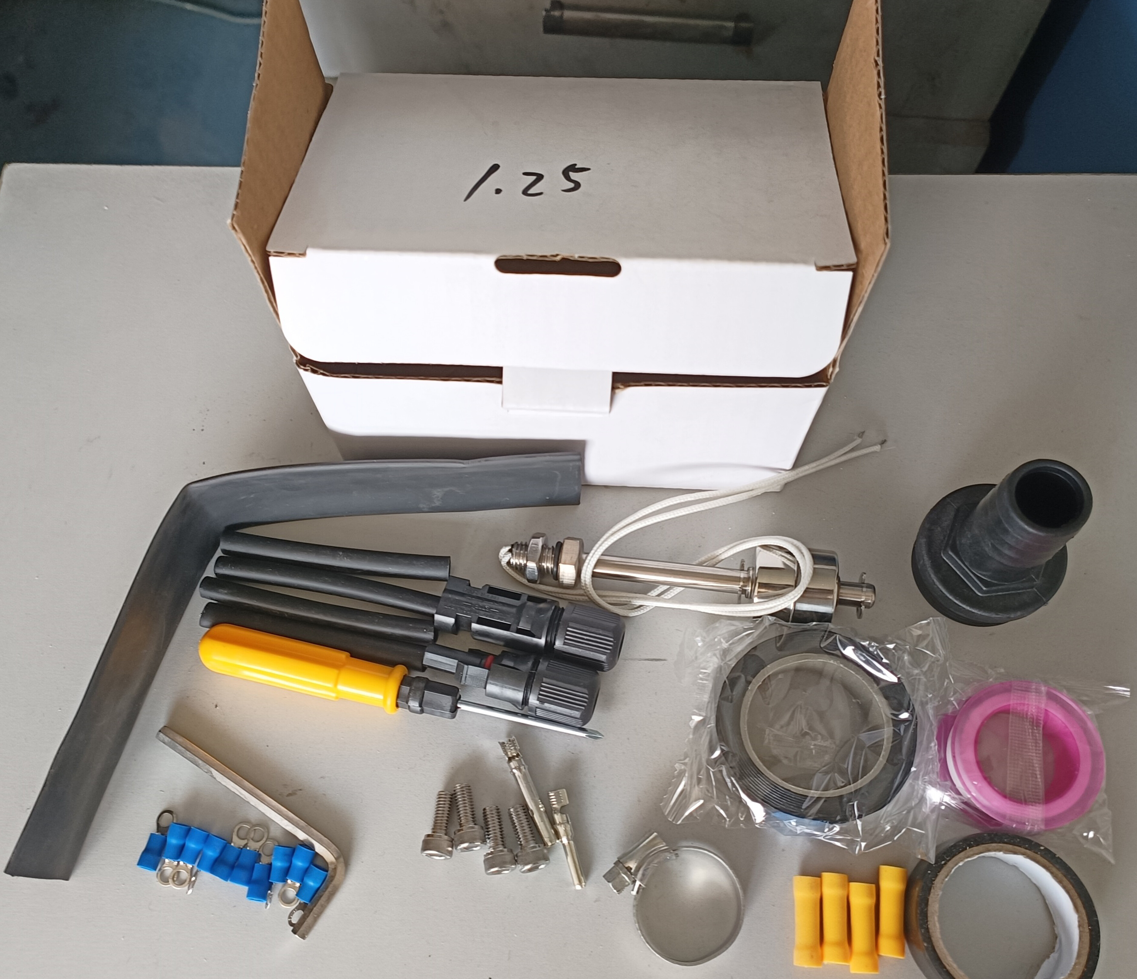 3 inch 24V DCQG Big Height Small Flow Solar Screw Pumps for Domestic Borehole