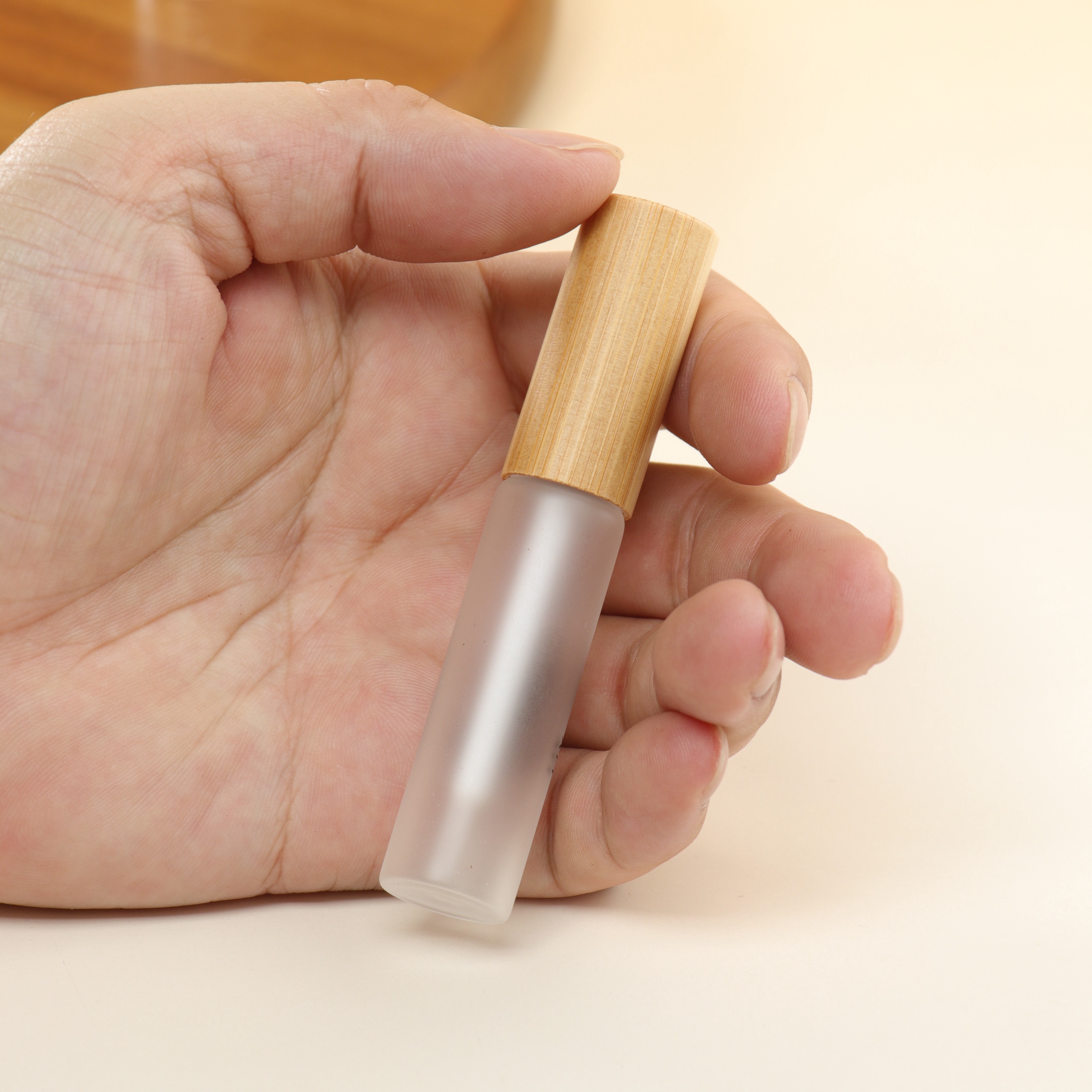 Eco Friendly Wholesale Empty Glass Eyeliner Tube with Bamboo Cap Custom Logo Cosmetic Packaging