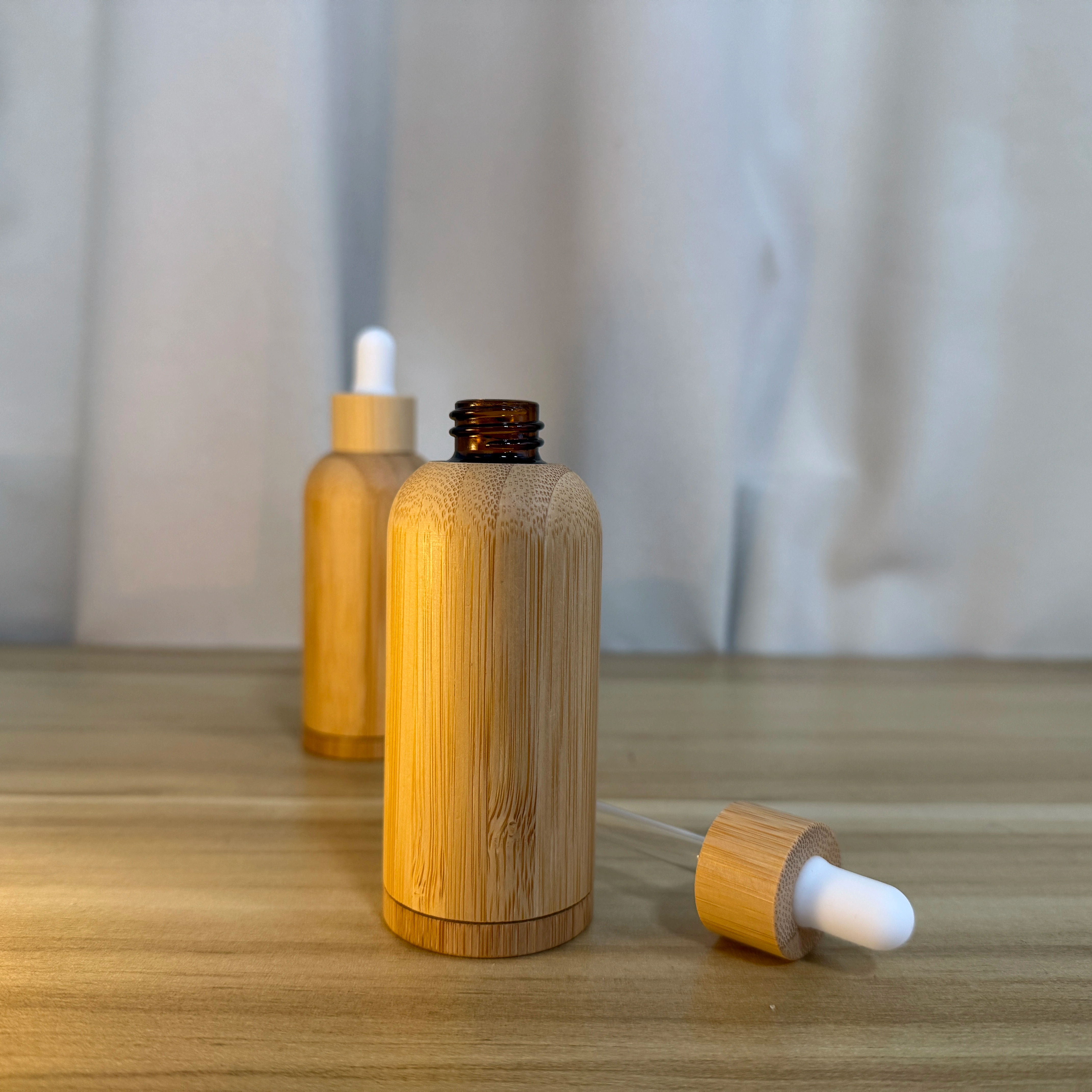 10Ml Empty Mini Round Bamboo Cap Luxury Eye & Perfume Serum Dropper Bottle Beauty Salons Spa & Home Use Serum Bottle