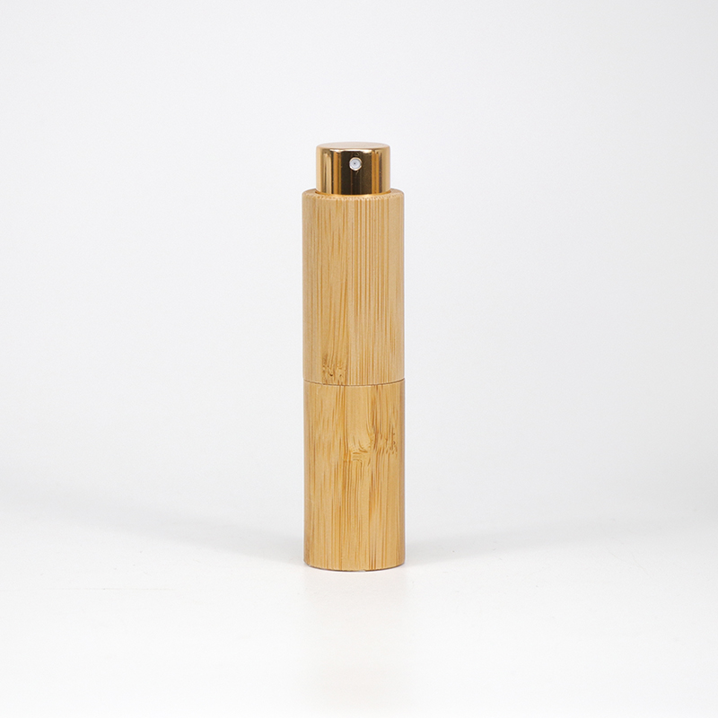 Organic Bamboo Perfume Spray Bottle 20ml Rotatable Portable Glass Container Refillable Natural Perfume Packaging