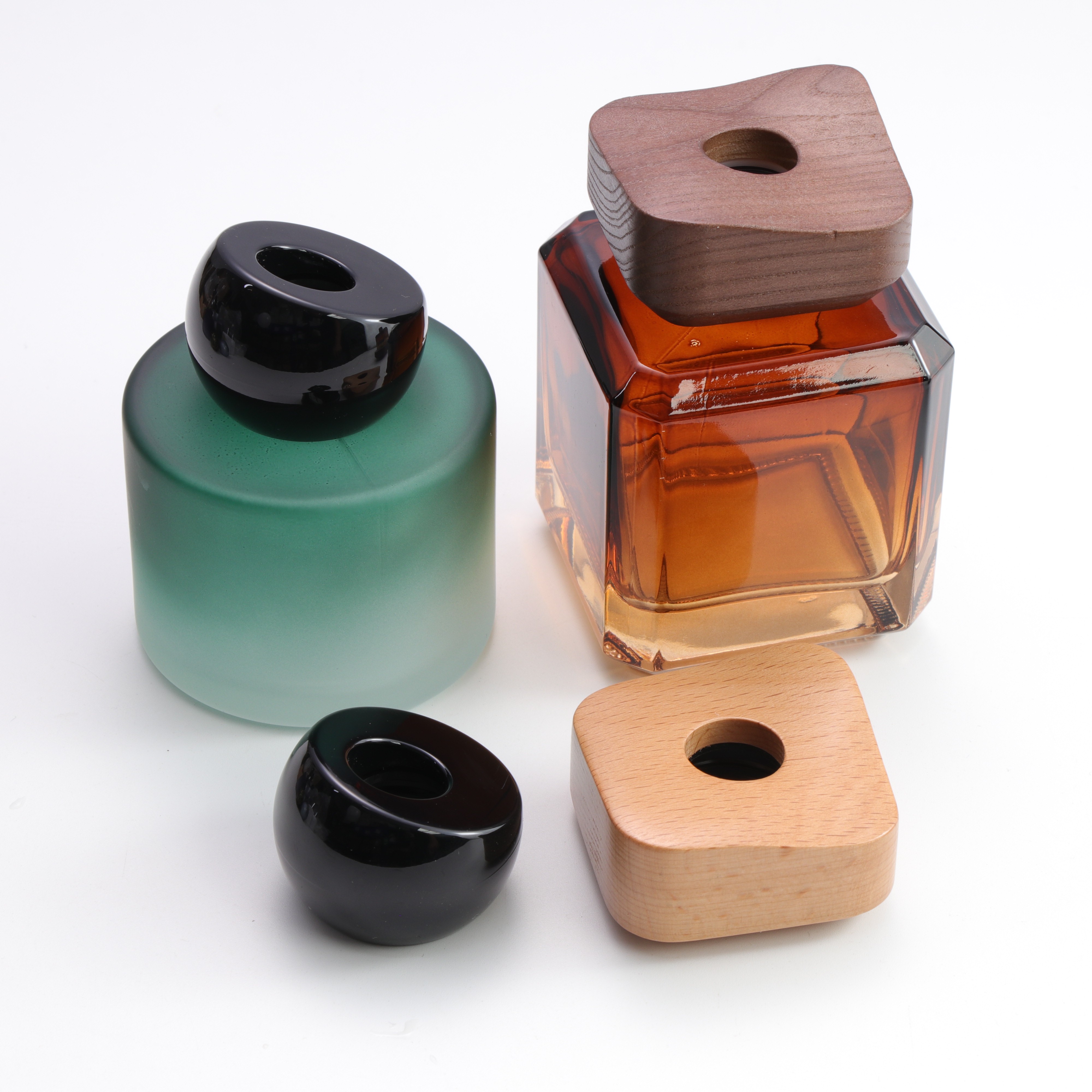 Transform Your Space with Natural Elegance – Amber Wood Diffuser Bottle
