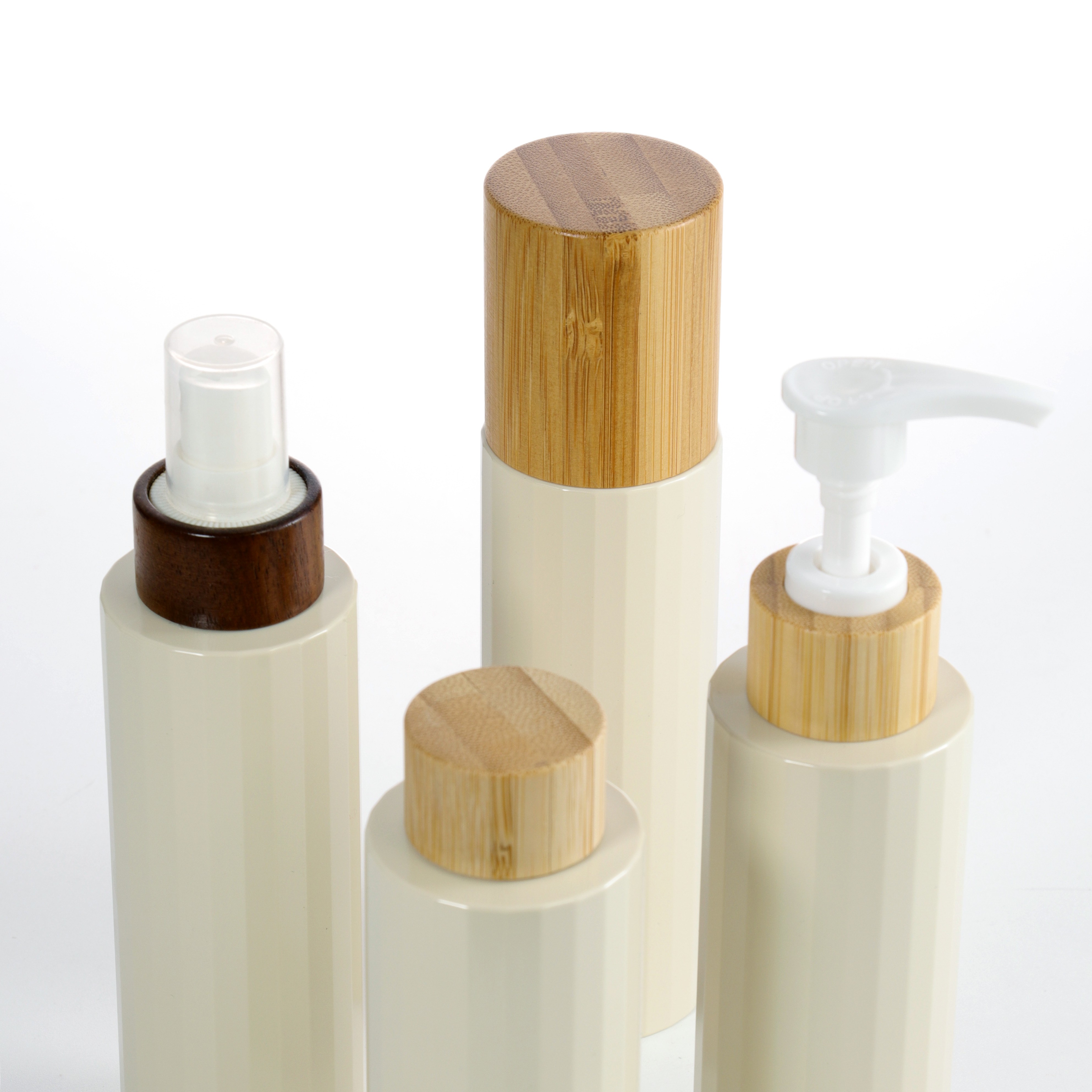 Eco-Friendly 200ml Frosted Glass Bottle with Bamboo Pump Liquid Soap Shampoo Body Bamboo Pump Lotion Packaging Container