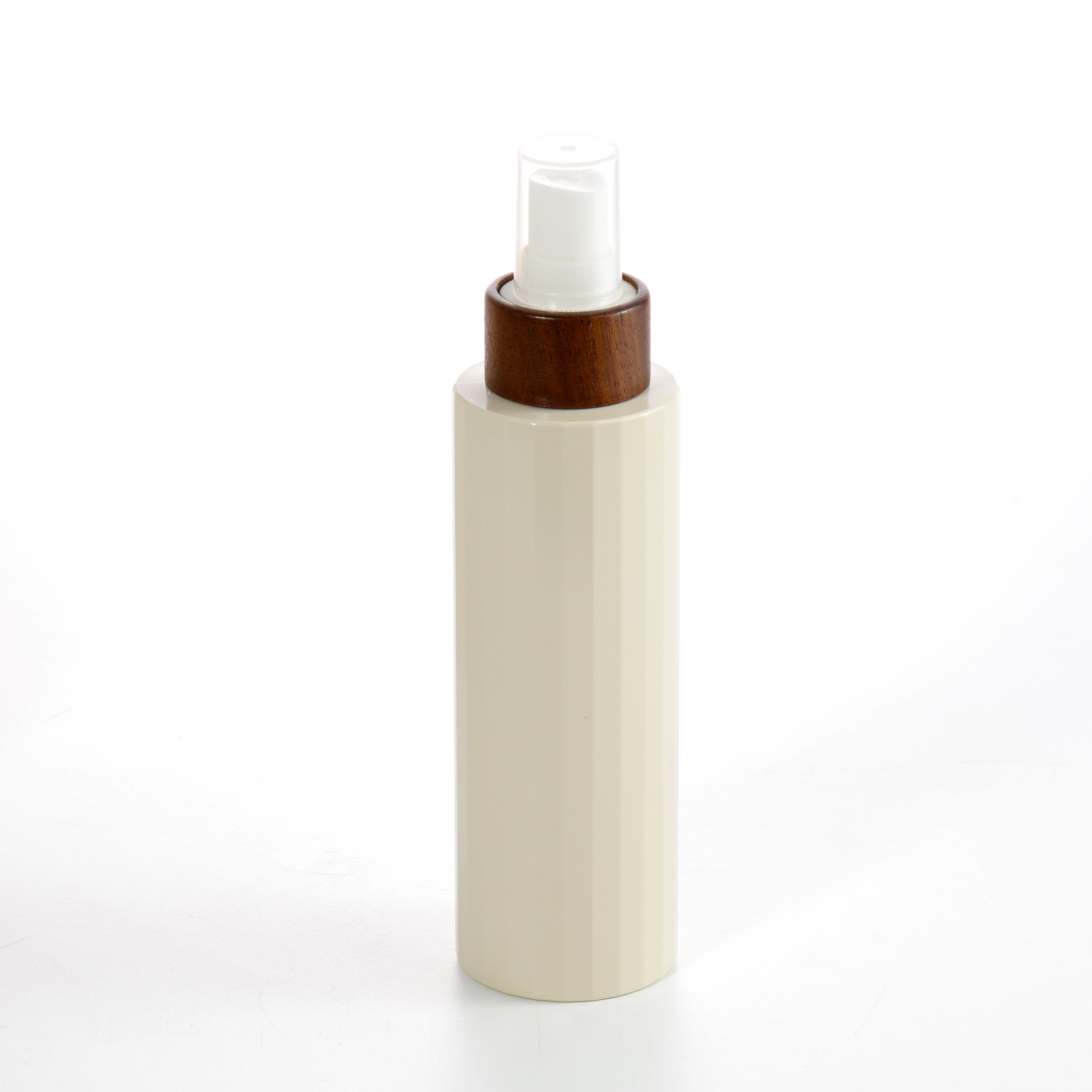 Luxury Bamboo Cosmetic Bottle Empty Lotion Pump Bottle Eco Friendly Skincare Packaging Shampoo Conditioner PP Plastic Bottle