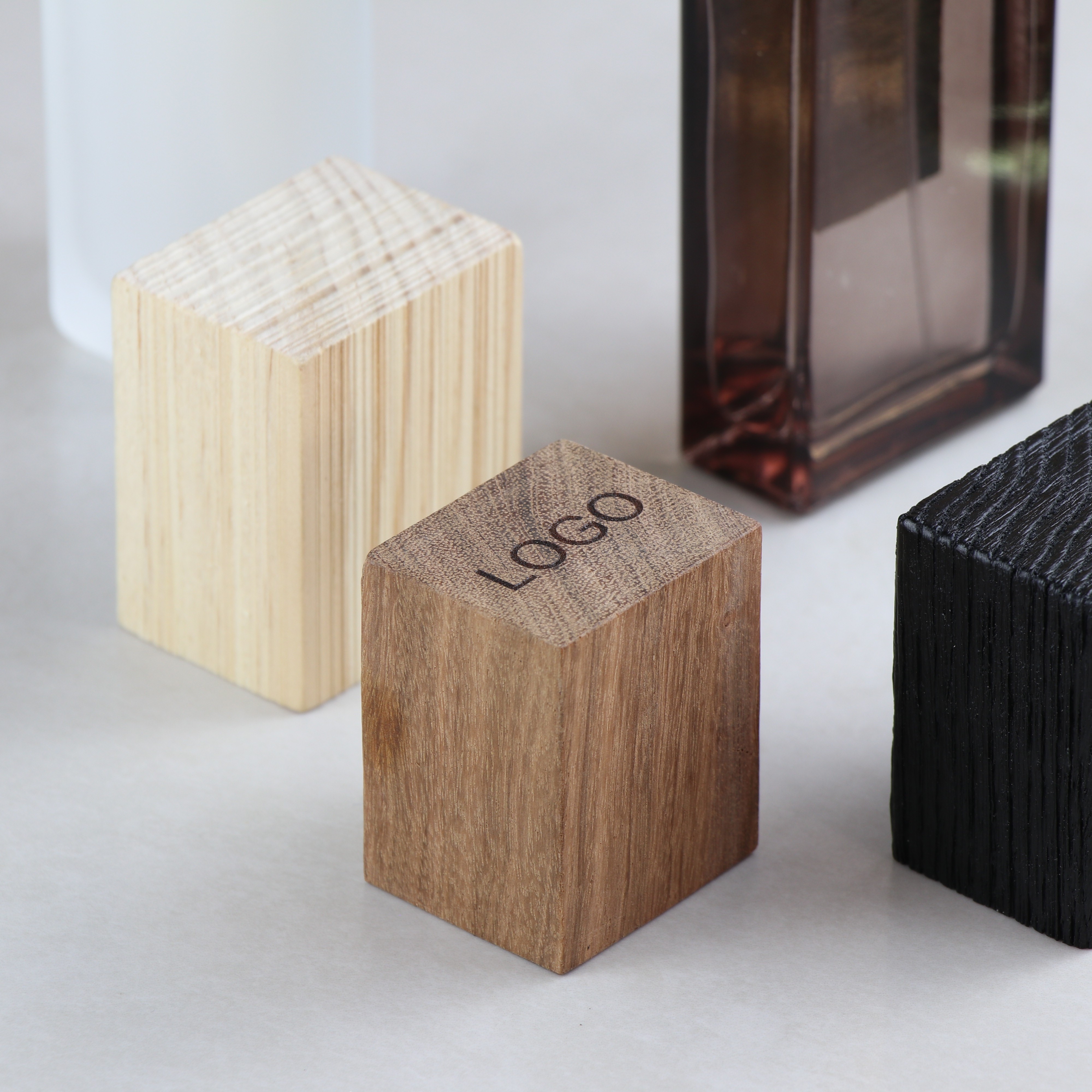 Custom Logo Square Ball Shape High Quality Cosmetic Bottle Cap Retail Gift Set Perfume Bottle Cap