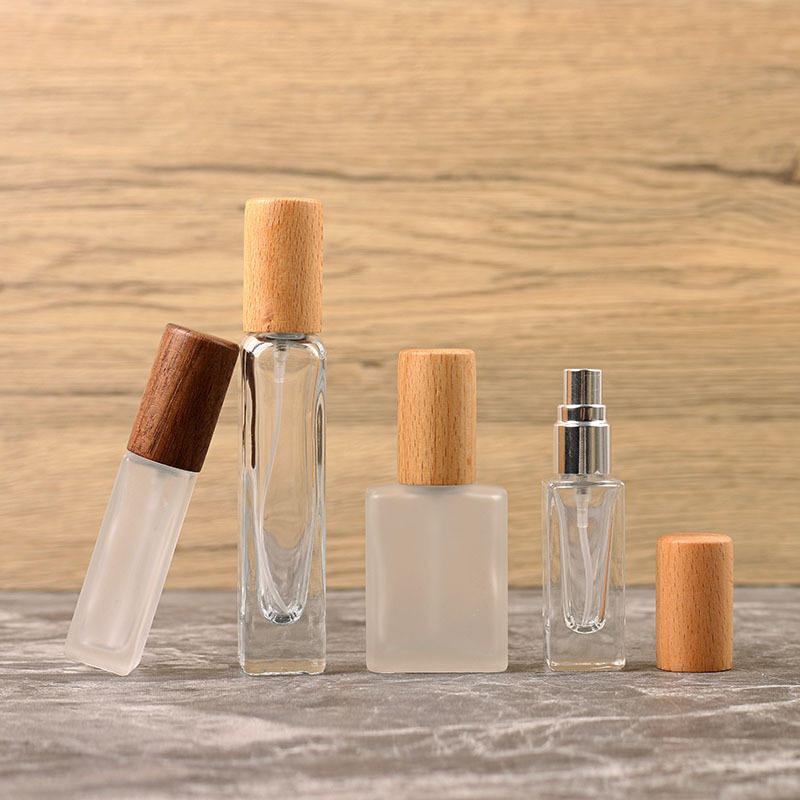 5ml/10ml Luxury Square Glass Perfume Spray Bottle Refillable Empty Fragrance Atomizer with Wooden Cap Custom Cosmetic Packaging 5ml/10ml Luxury Square Glass Perfume Spray Bottle Refillable Empty Fragrance Atomizer with Wooden Cap Custom Cosmetic Packaging