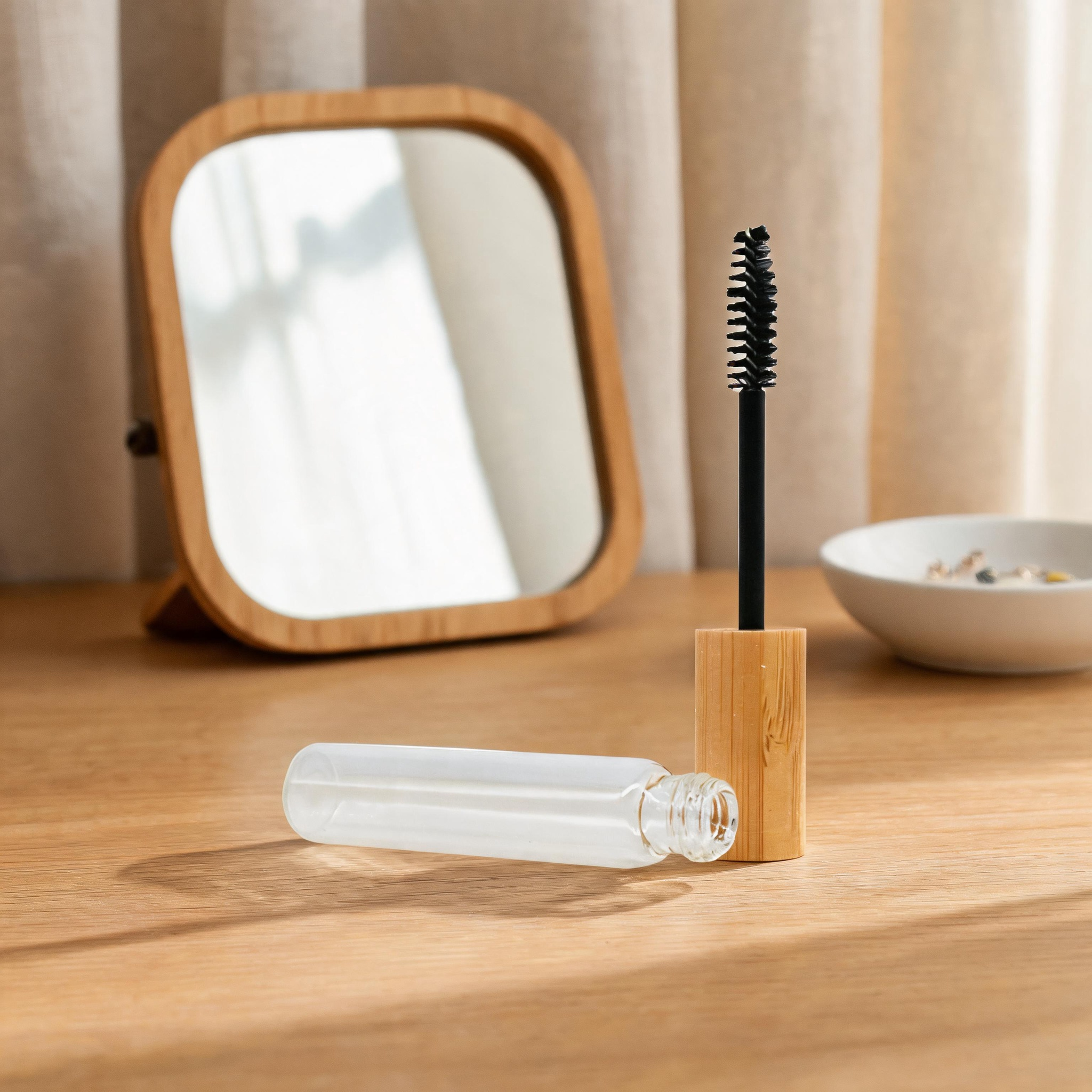 Golden Empty Mascara Packaging Tube with Brush Bamboo Cap for Beauty Parlor Salon Makeup Kit Cosmetics Storage Mascara Tube Golden Empty Mascara Packaging Tube with Brush Bamboo Cap for Beauty Parlor Salon Makeup Kit Cosmetics Storage Mascara Tube