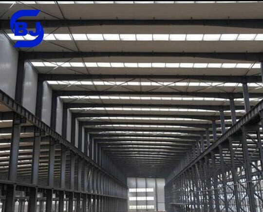 Almacén de plataforma de acero