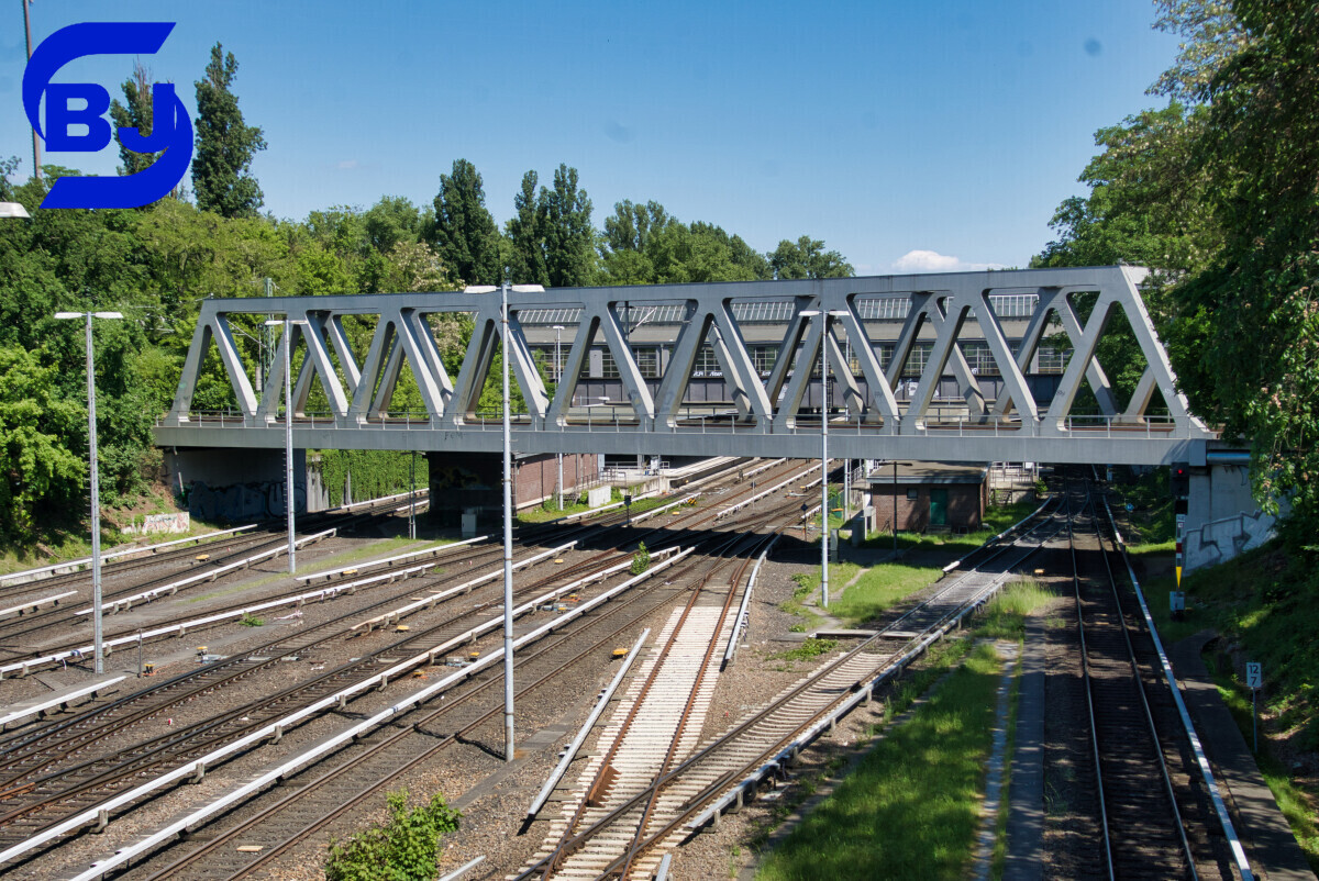 Componentes de puentes de carretera de acero