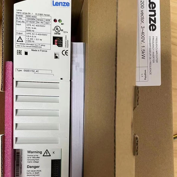Новый оригинальный Lenze E82EV152-4C 1.5кВт инвертор 380-480В DHL FedEx быстрая доставка