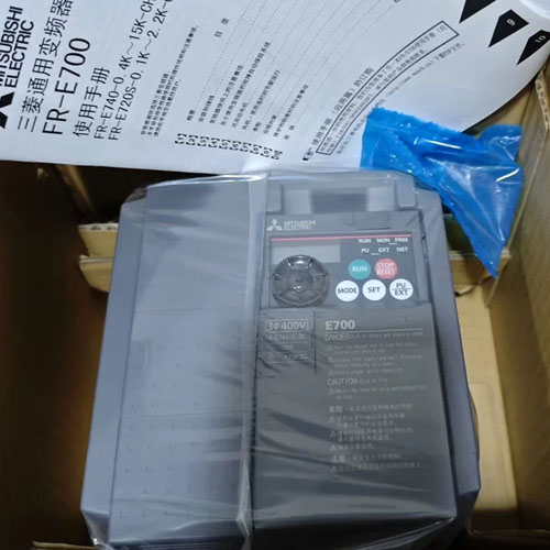 Mitsubishi FR-E740-2.2K-CHT 2.2 кВт 3-фазный компактный инверторный частотно-регулируемый привод